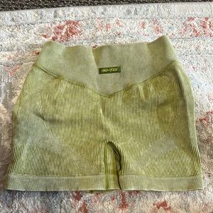 athletic biker shorts